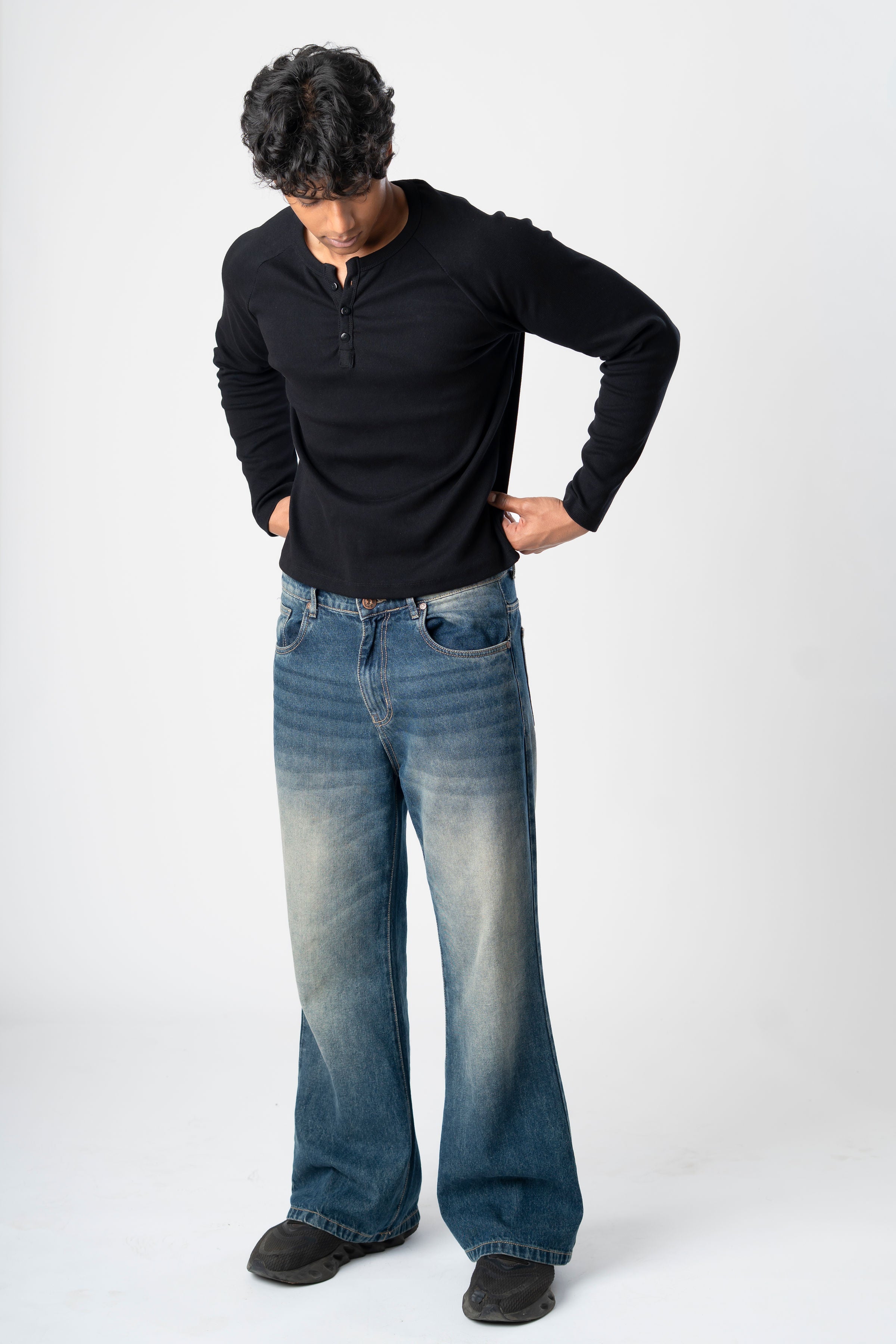 HENLEY Black Tee