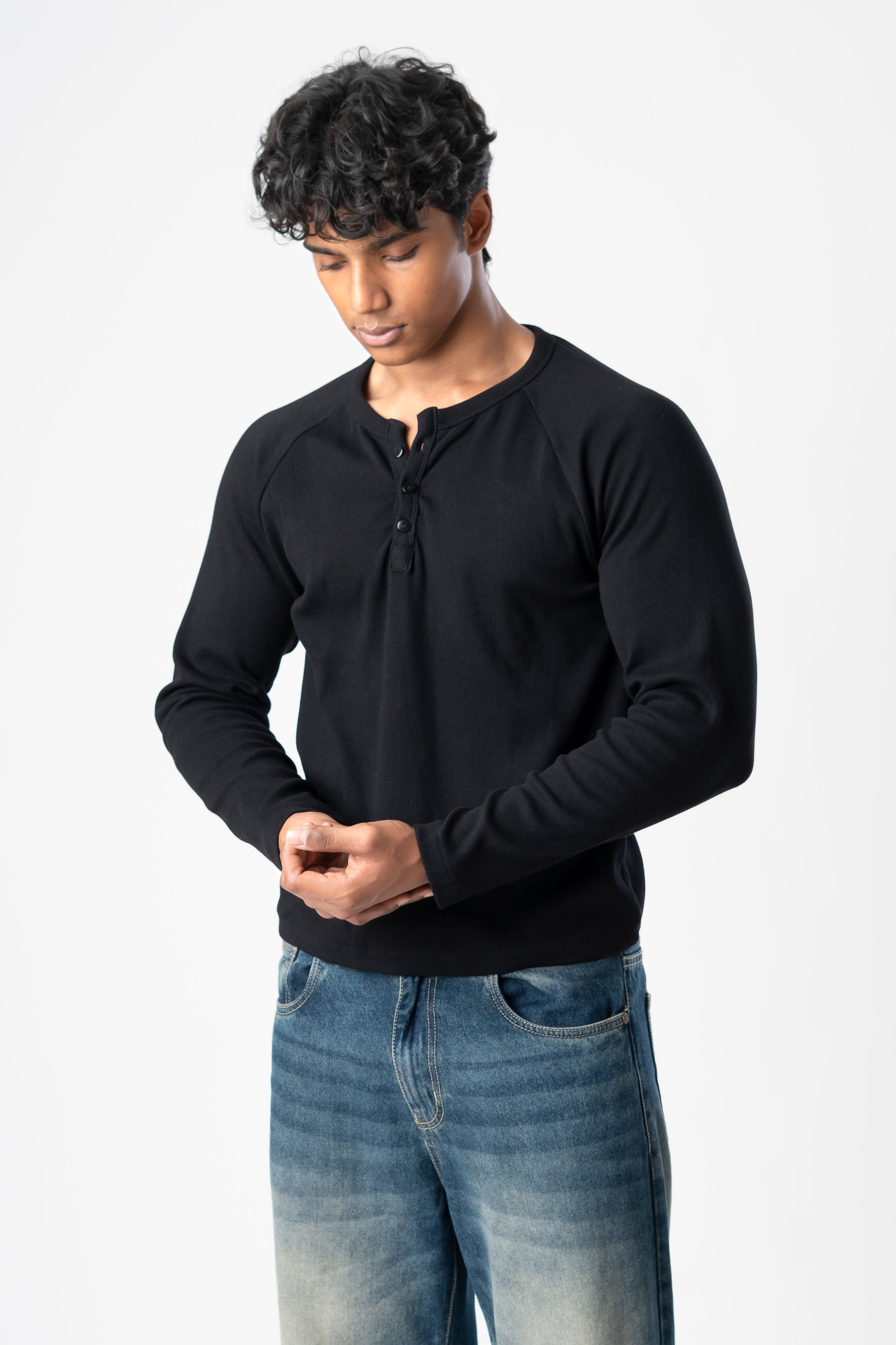 HENLEY Black Tee