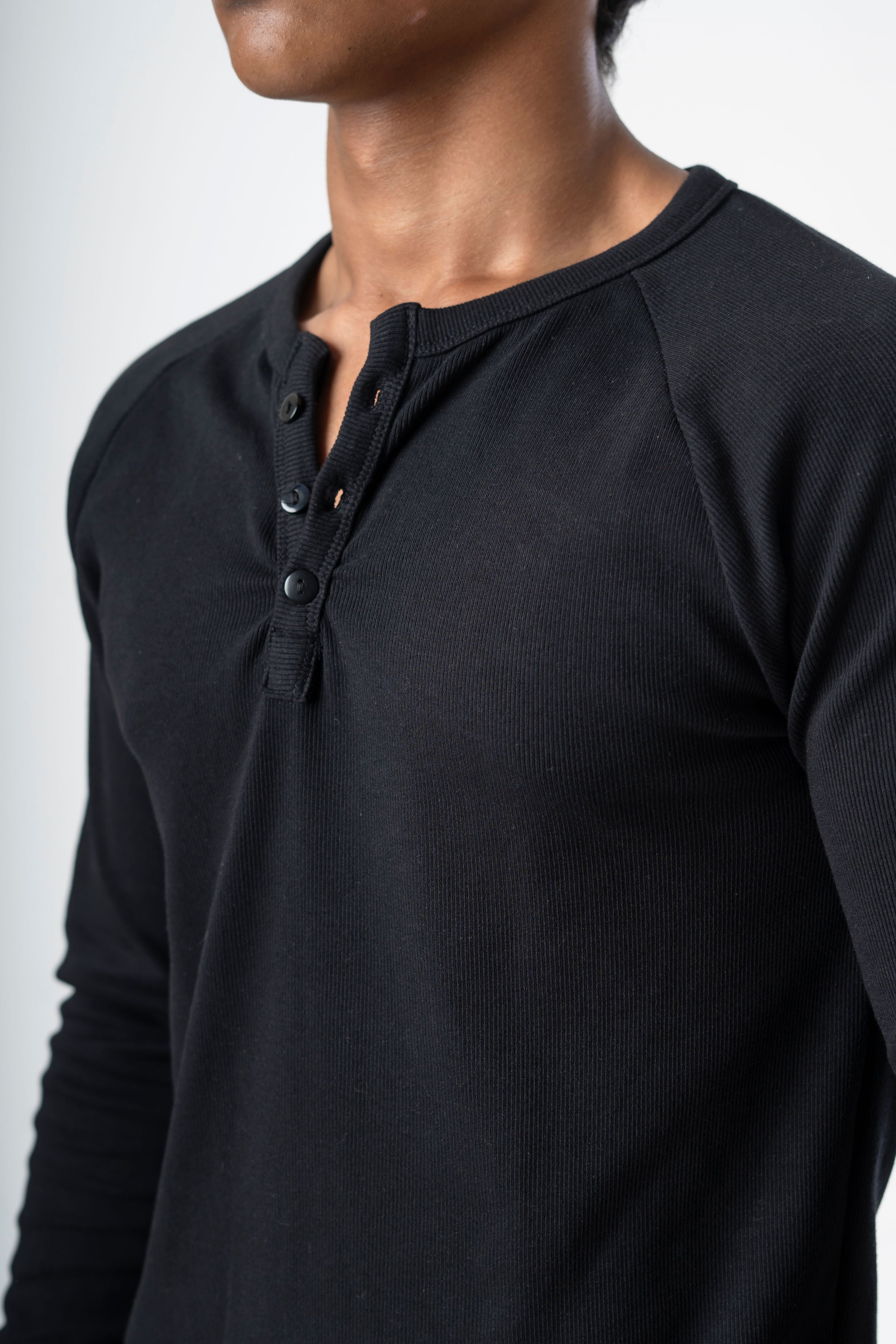 HENLEY Black Tee