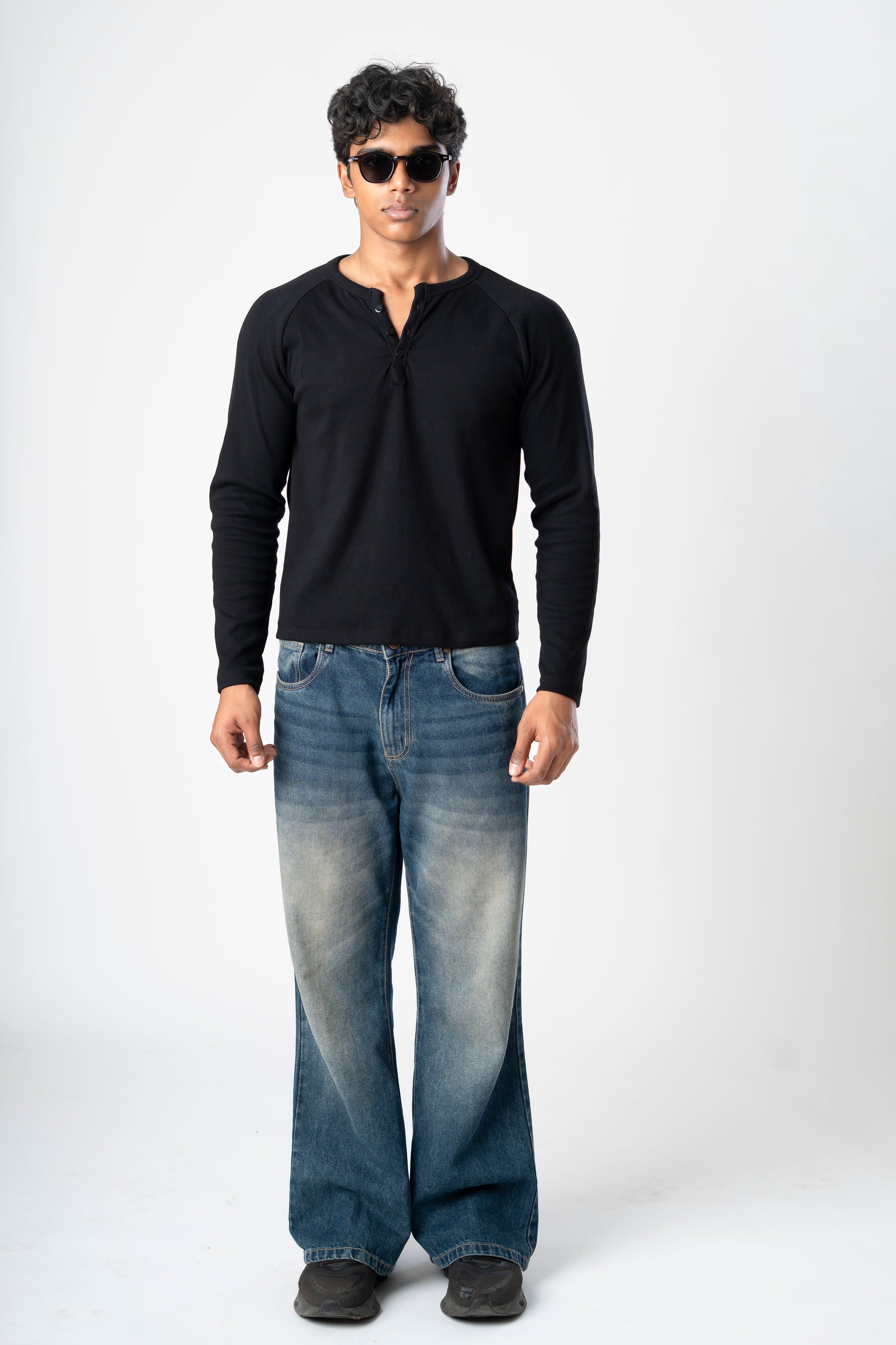 HENLEY Black Tee