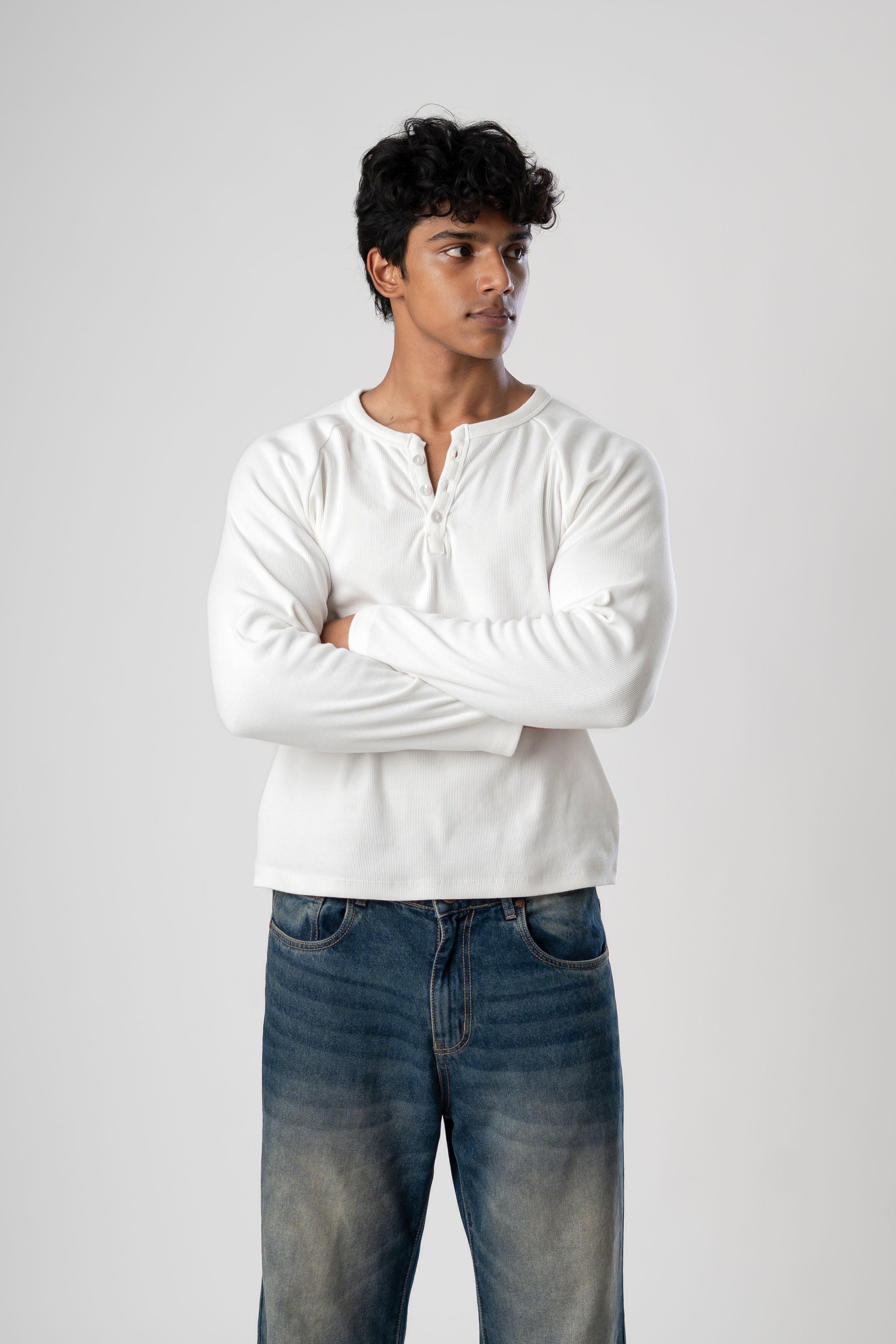HENLEY White Tee